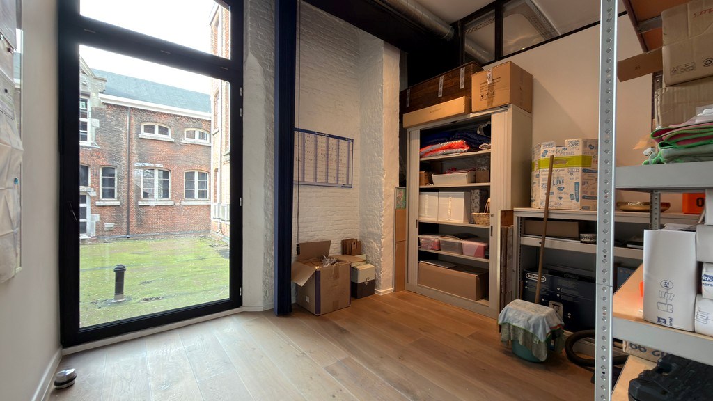 Gerenoveerde kantoren te huur aan 't Zuid in Antwerpen