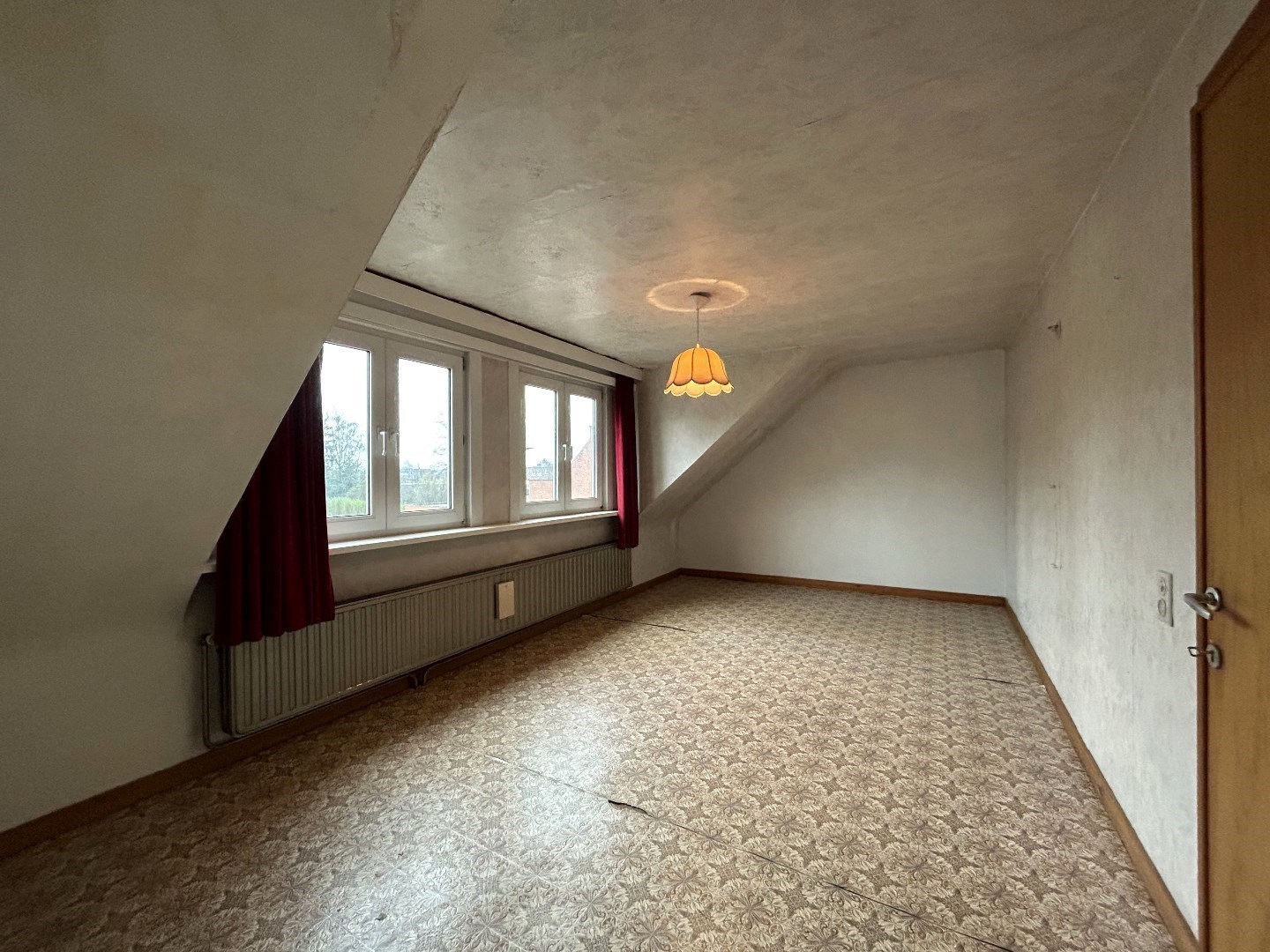 Ruim appartement met 2 slpk. en tuin in Westerlo - Oevel 