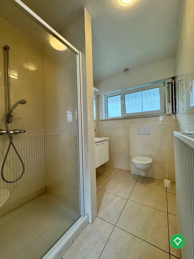 Alleenstaande woning met 3 slaapkamers en garage te Koekelare 