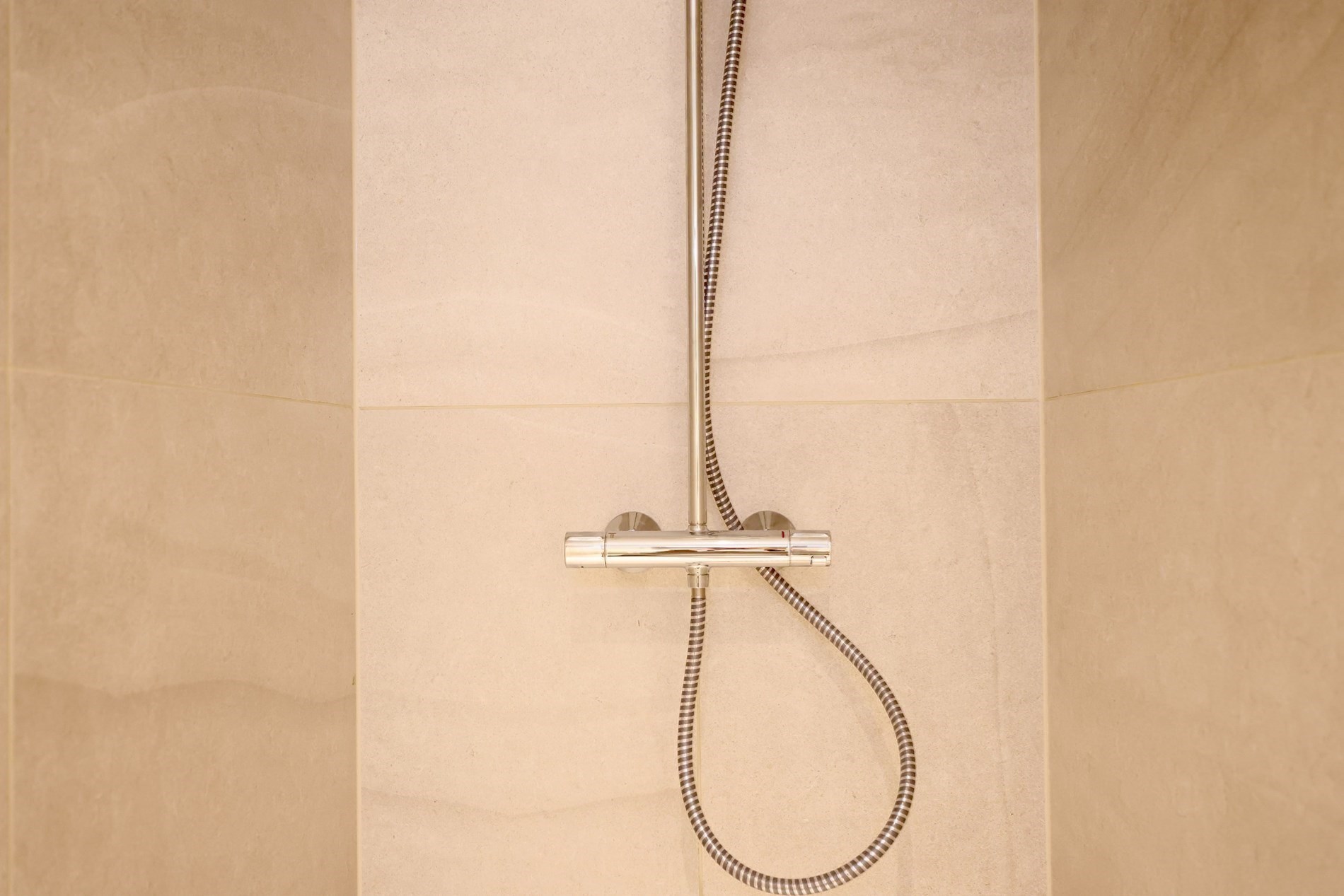 OPENDEURDAG Project Hoost 14/02 - tussen 10u en 14u (Maes en boerenboomplein): Centraal gelegen 2-kamer appartement te Project Hoost:  In Knokke-Heist verrijst een nieuwe landmark! 