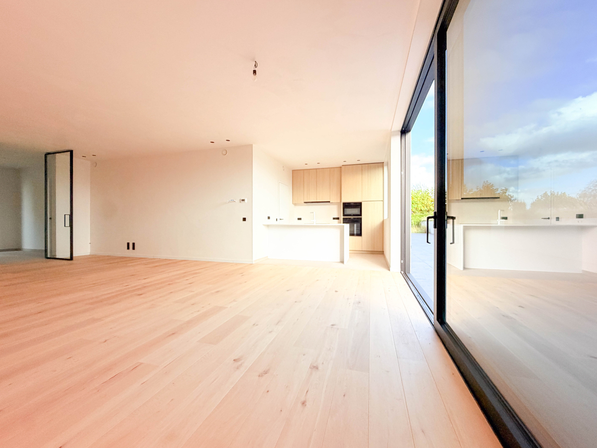 Verrassend ruime nieuwbouwwoning te Kortemark 