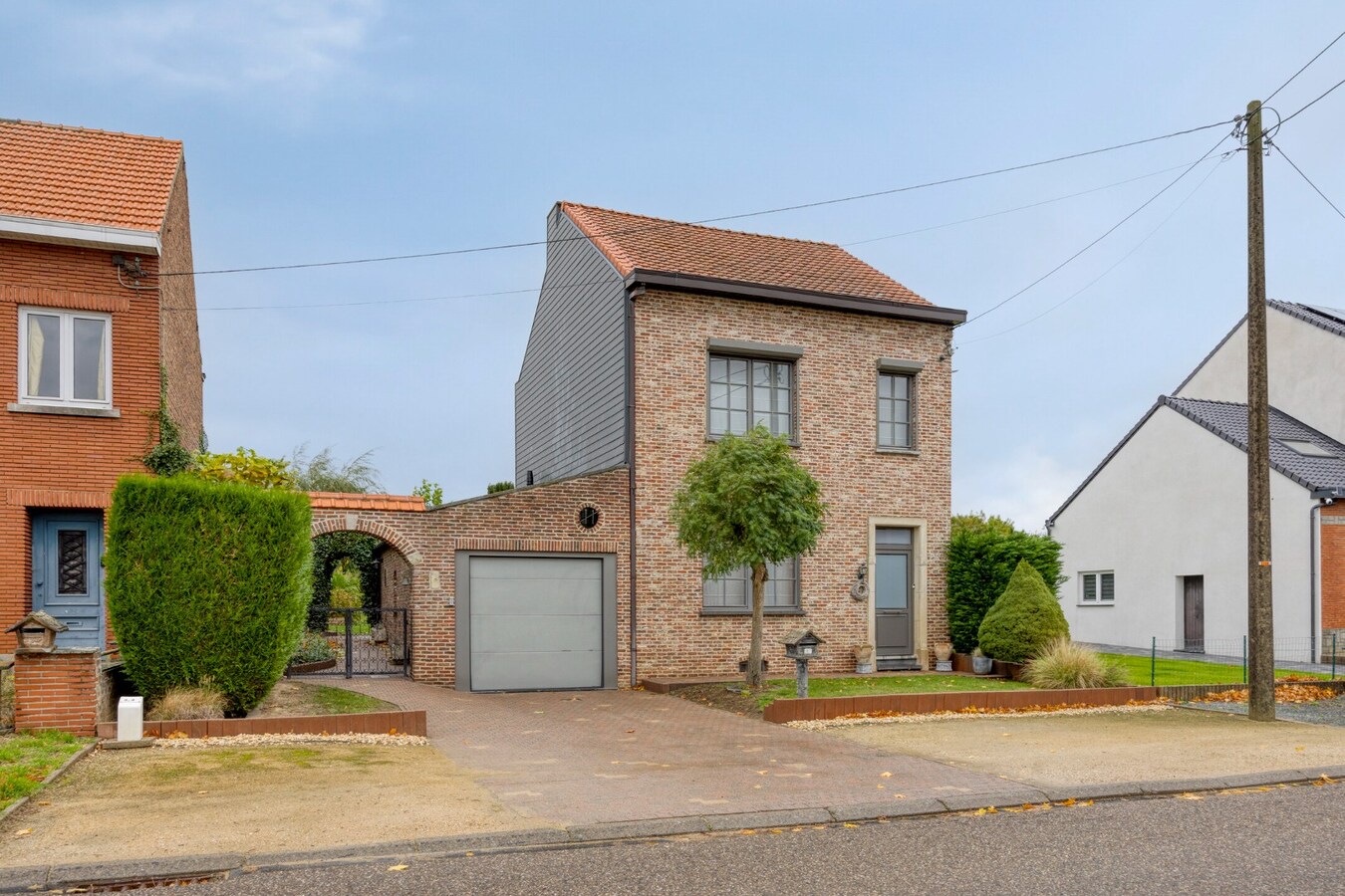 Open bebouwing met 3 slaapkamers in landelijke omgeving 