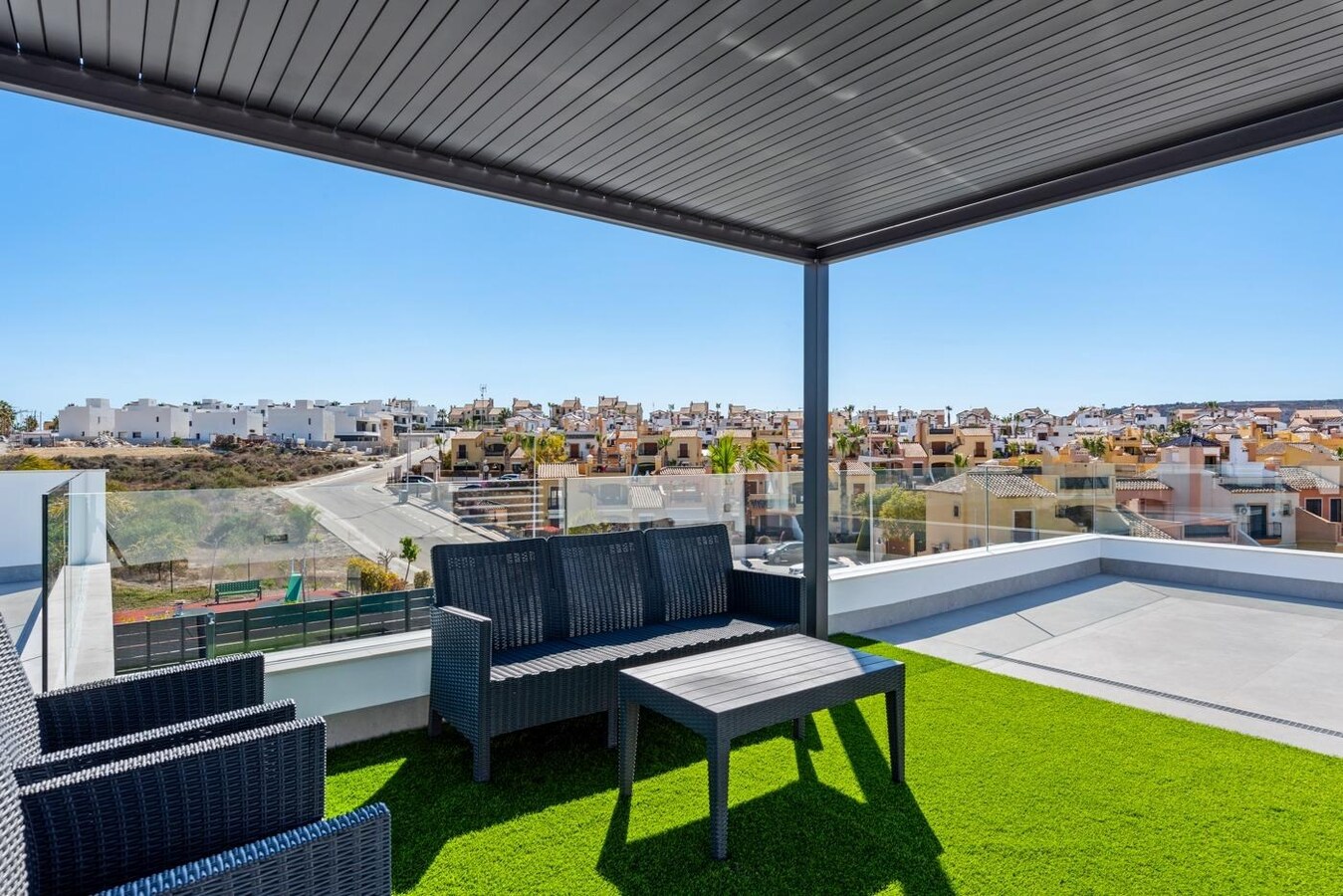 Villa gelegen in La Finca Golf Course 