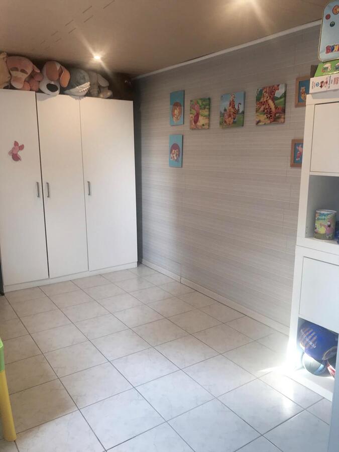 KNUSSE WONING MT STADSTERRAS 