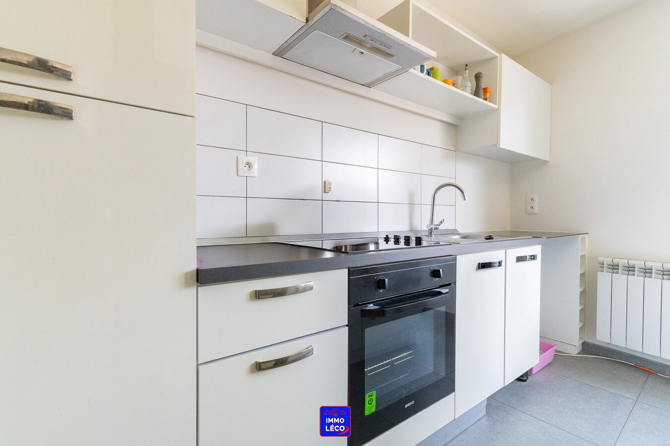 Immeuble de rapport rénové : Trois appartements une chambre, IDEAL INVEST ! 