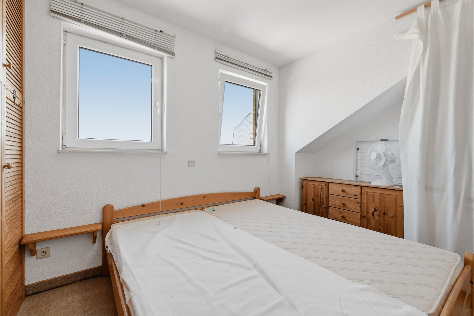 Instapklaar en gemeubeld 1-slaapkamerappartement met terras in hartje Wenduine 