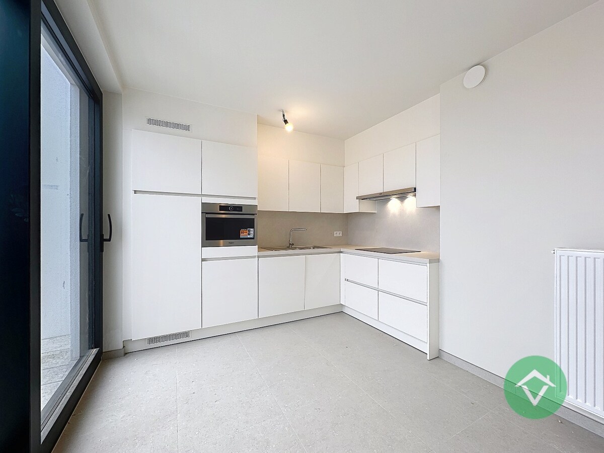 Uniek nieuwbouw appartement met 2 slaapkamers en veel zonlicht te Eernegem 