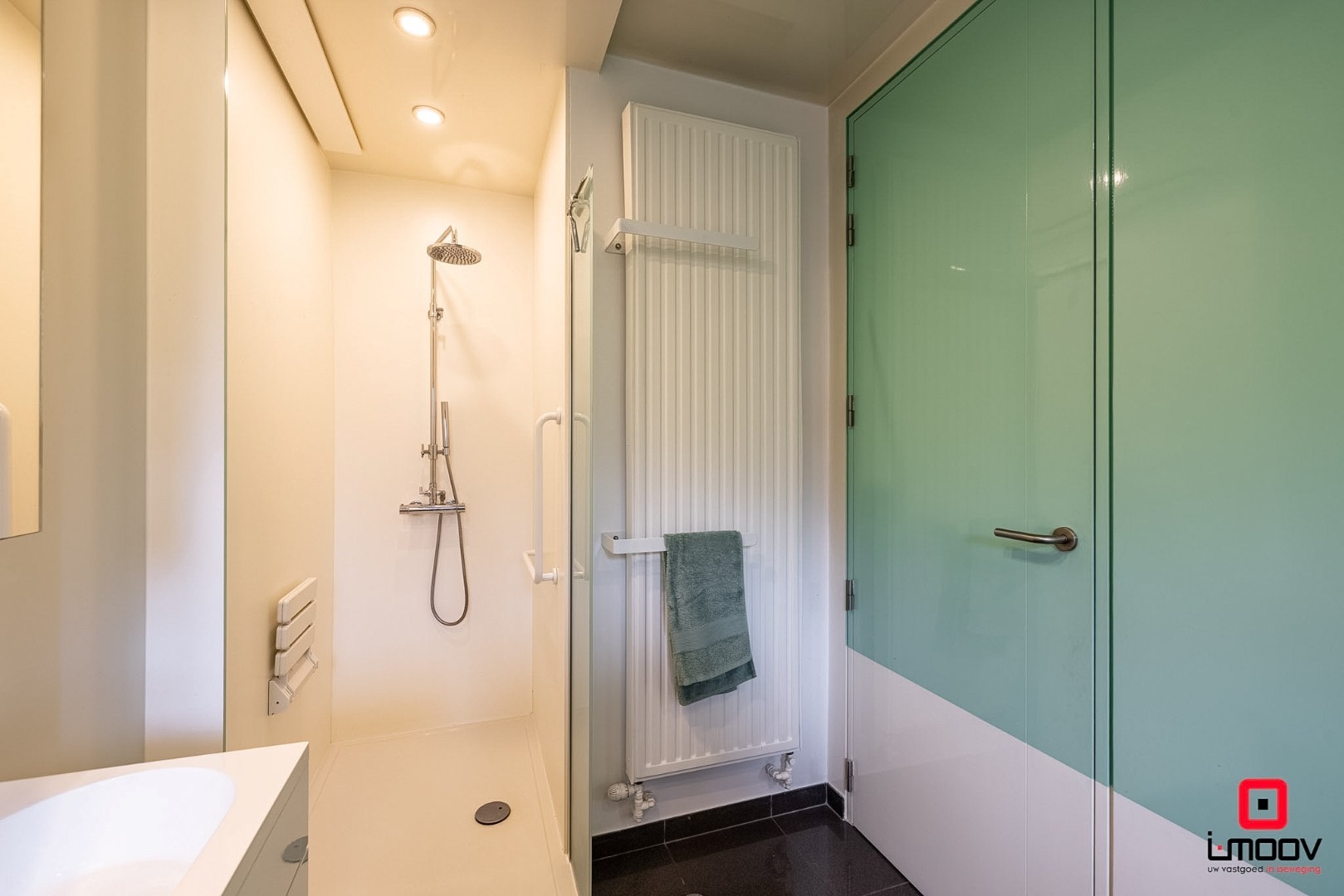 Ruime, instapklare open bebouwing in residentiële wijk te Oostakker 