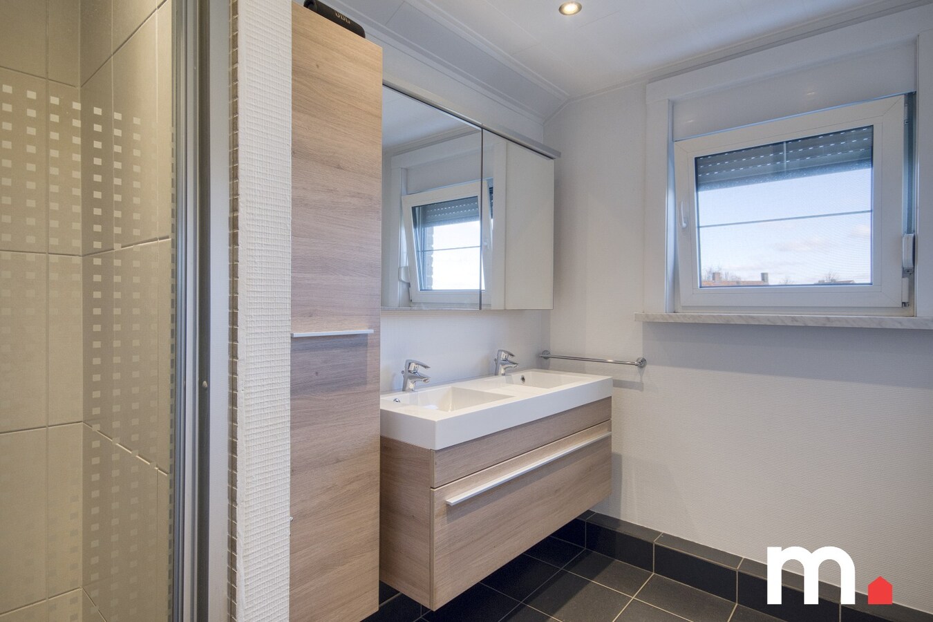 Villa met 3 slaapkamers tussen de velden  ! UNIEKE KANS ! 