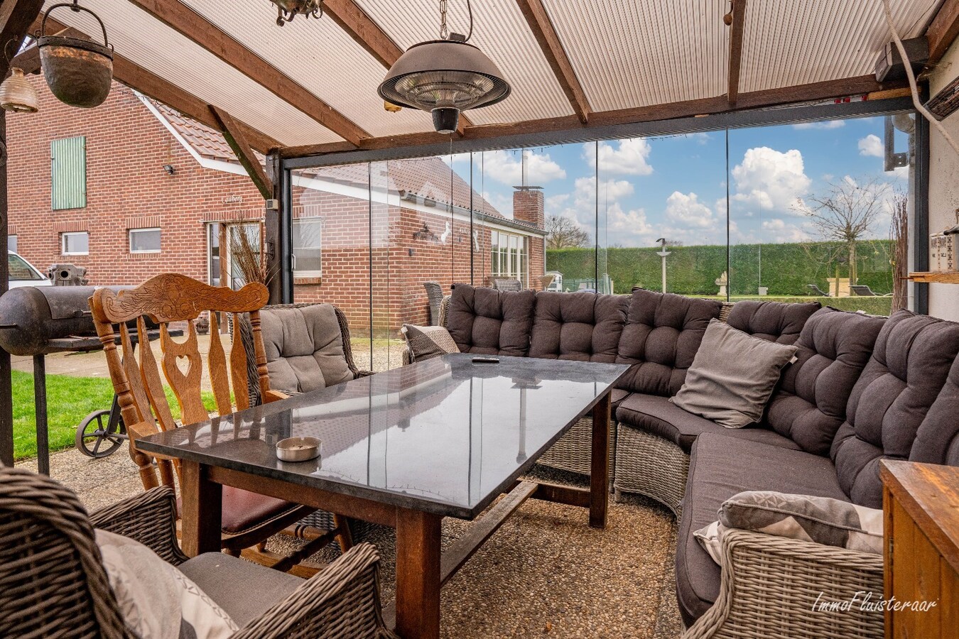 Ferme prête à l'emploi avec écuries sur environ 45 ares à Kinrooi 