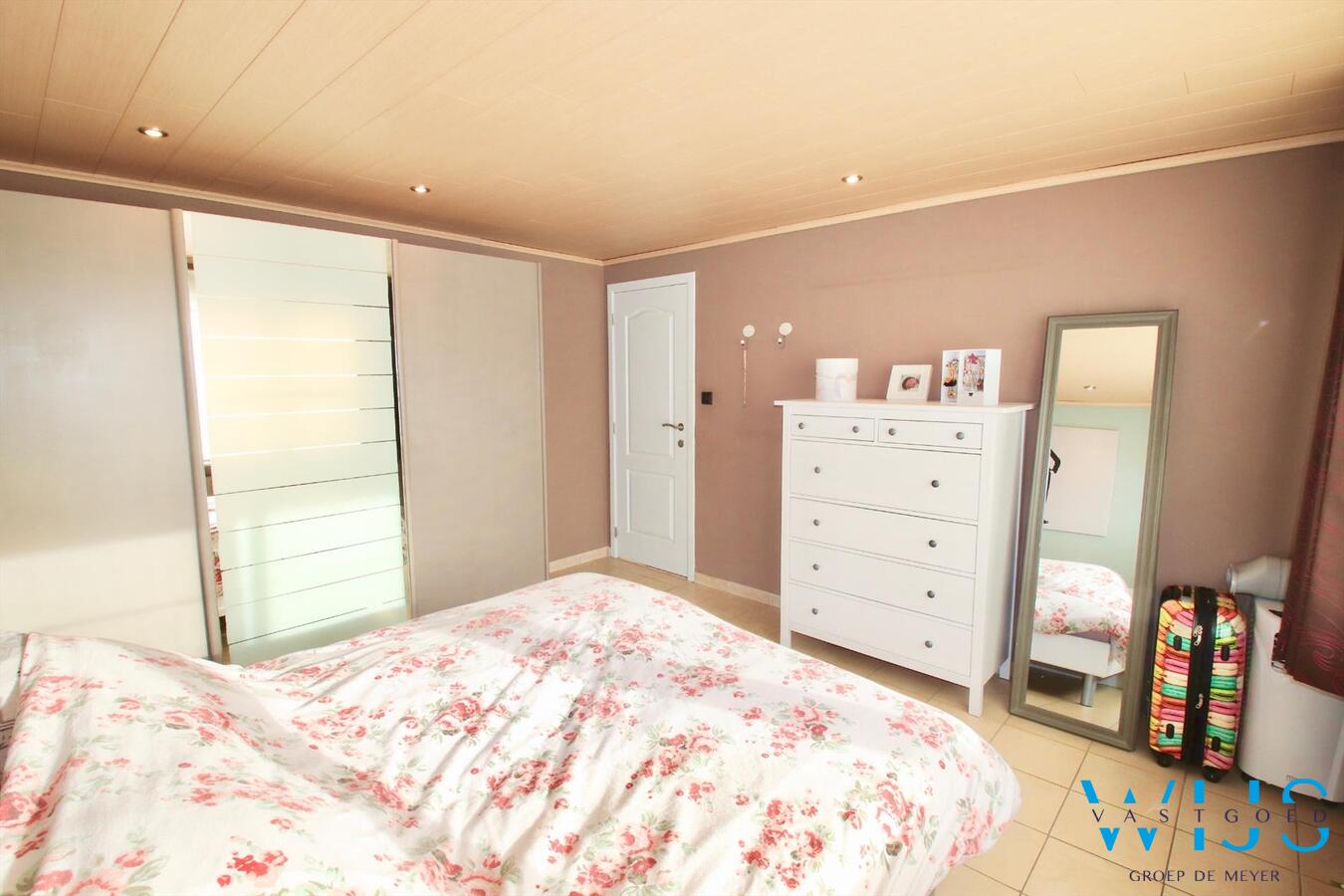 Instapklare Bel-étage in het centrum van Ertvelde! 