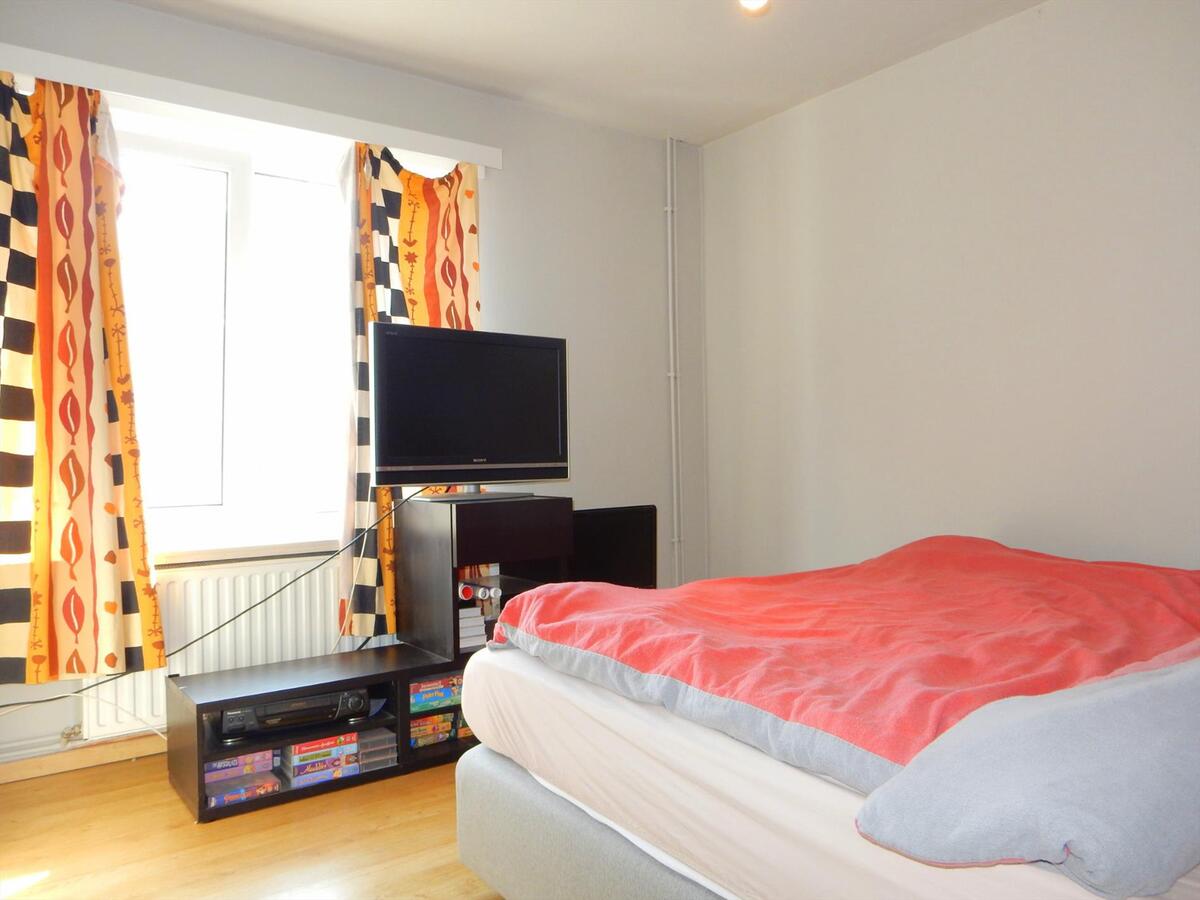 Ruime woning te Jabbeke met 4 slaapkamers 