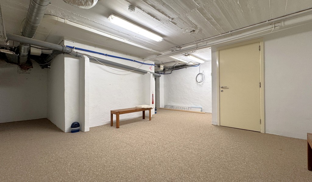 Gelijkvloers kantoor te huur vlakbij Centraal Station Antwerpen