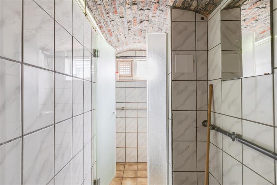 Centraal gelegen opbrengsteigendom met 8 entiteiten 