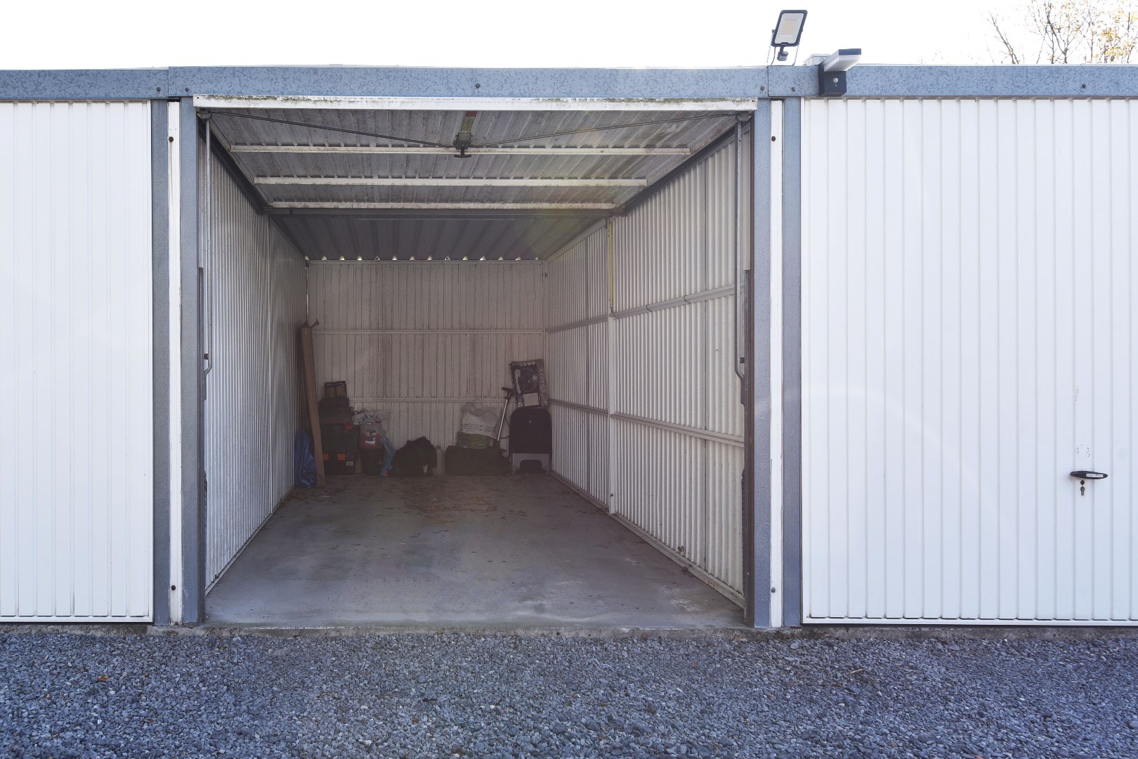 Energiezuinig app. 82m² met 2 slpks, zonnig terras en garage te Adegem 