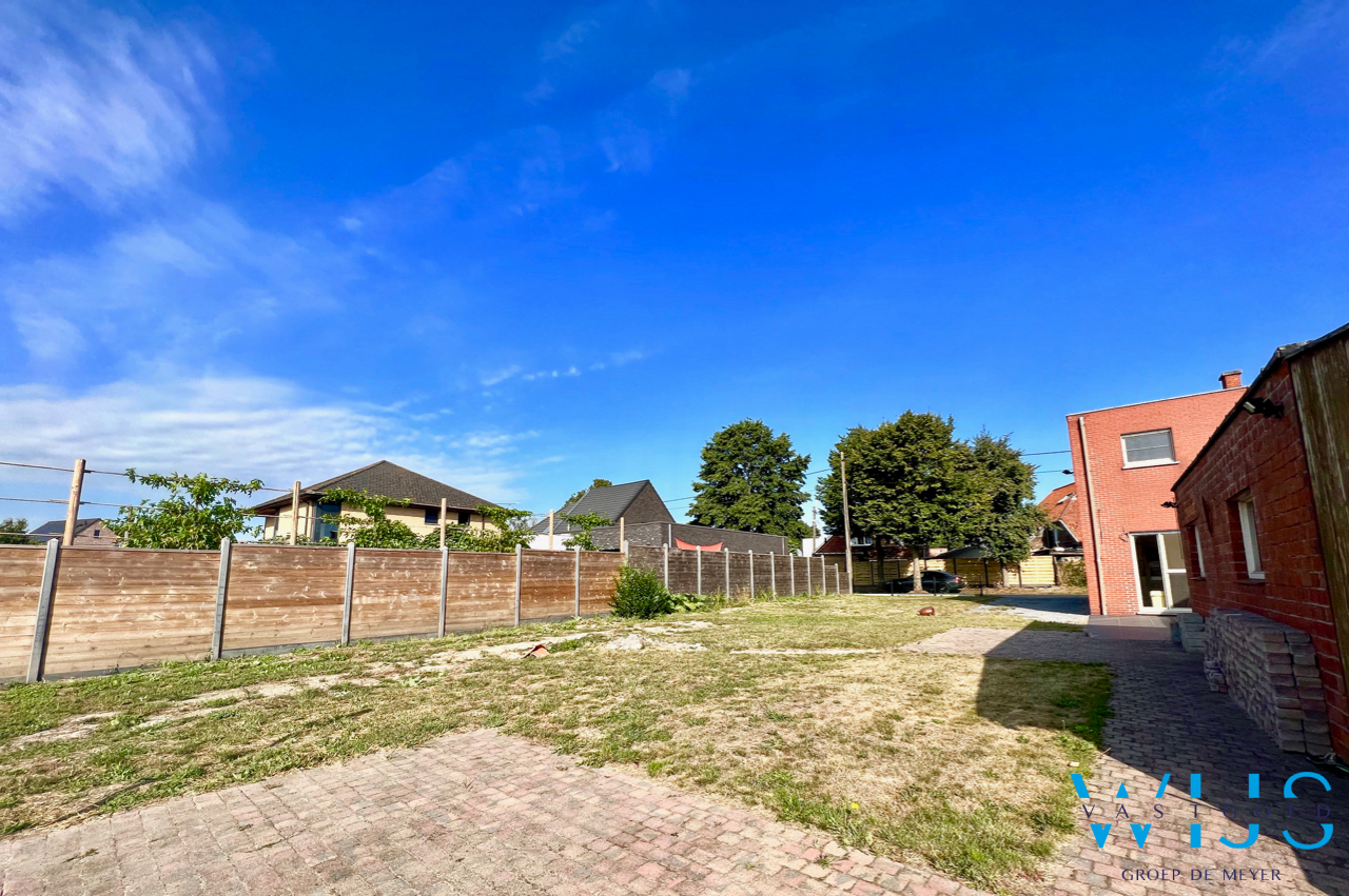 Instapklaar woonhuis op een prachtige ligging te Ertvelde ! 