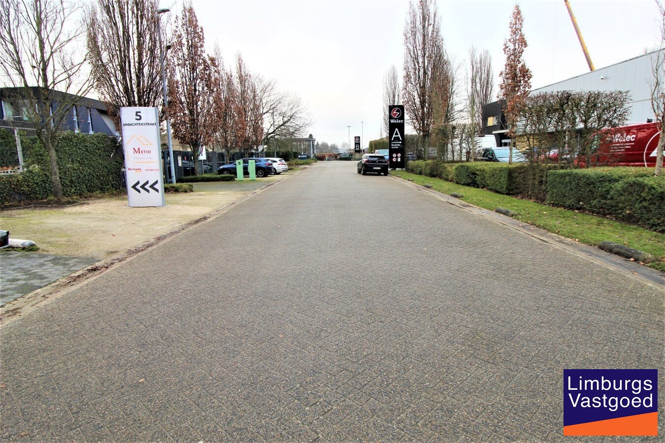 METIO - KMO UNIT 110 - 11,51 m² - sectionaal poort - nabij E-313 