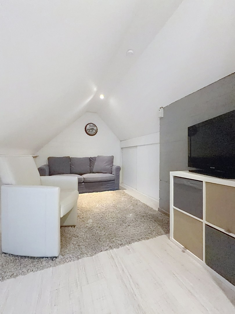 Ruim duplex appartement met 4 slaapkamers, garage en energielabel C in Oostende, bouwjaar 1989 