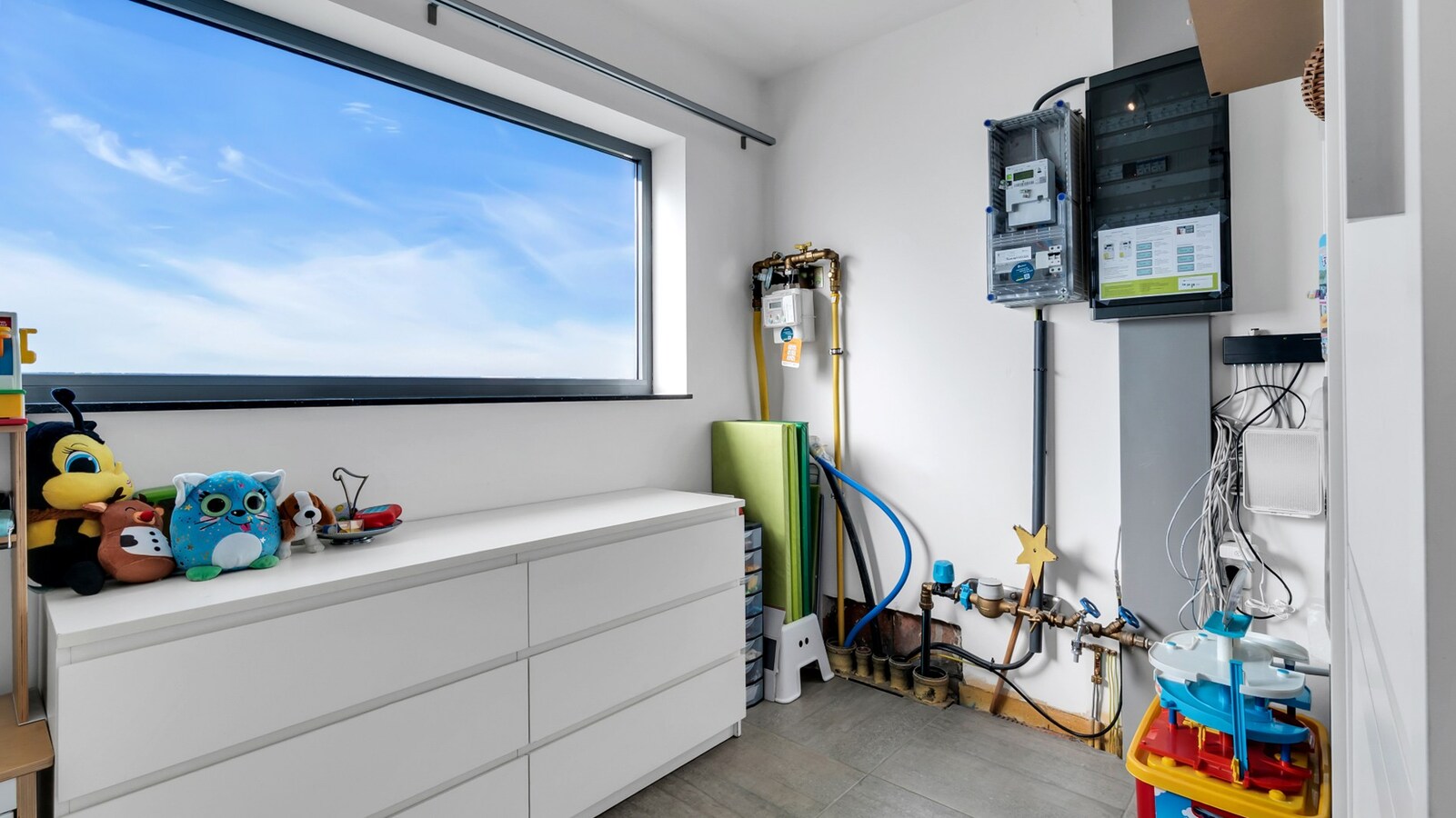 TIELT-WINGE - ruime &amp; recente vrijstaande woning 6 slks 