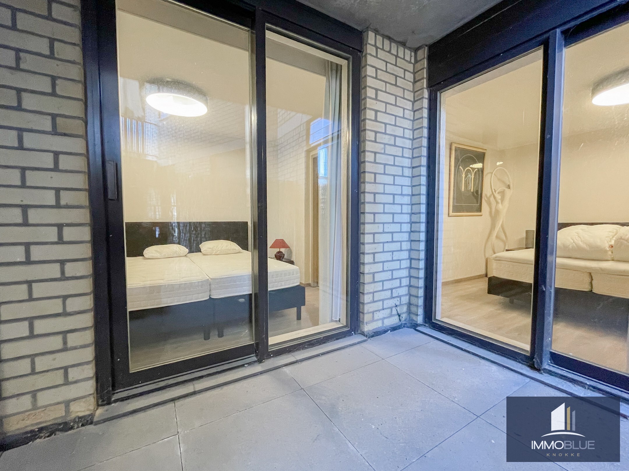 Appartement prêt à emménager situé sur la Place du Phare. 