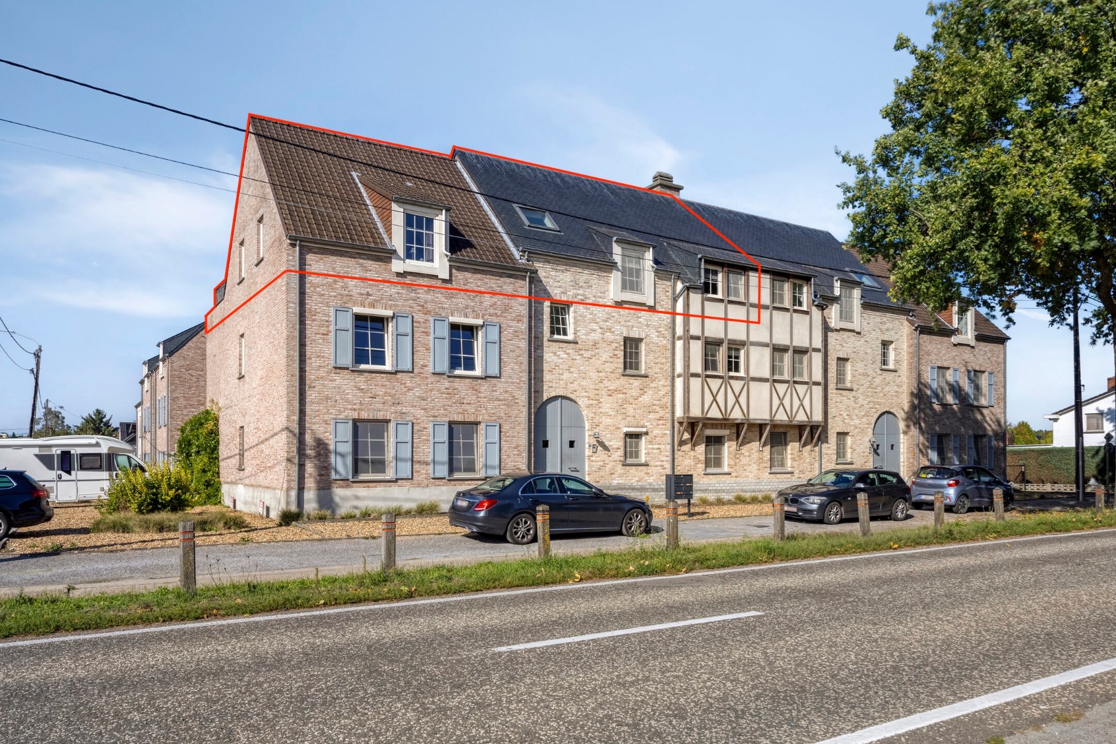 Instapklare duplex met 3 slpk., ruim terras en garage in Mol-Rauw 