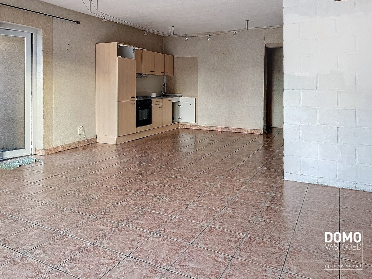 APPARTEMENTSGEBOUW  bestaande uit 1 studio en 1 appartement gelegen te Hasselt 