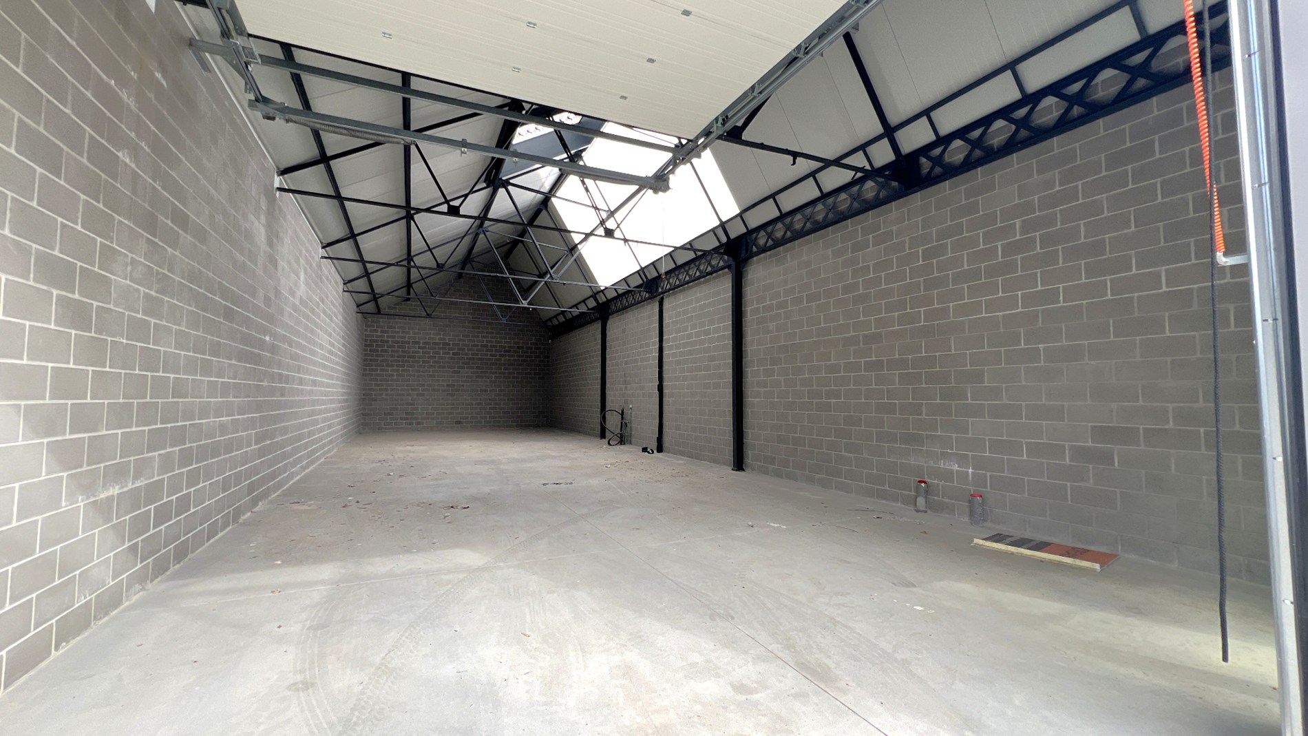 Nieuwbouw opslagruimtes te huur nabij N407 in Kalken
