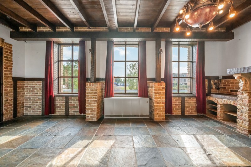 Te renoveren vrijstaande woning met prachtig uitzicht in natuurgebied 