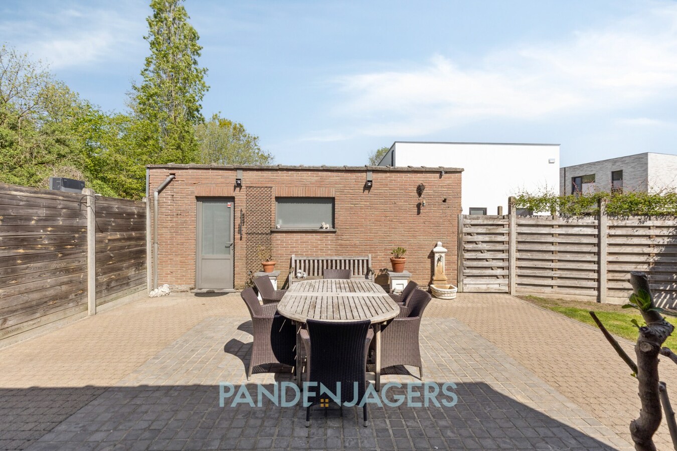 Lichtrijke halfopen bebouwing op toplocatie te Lint 