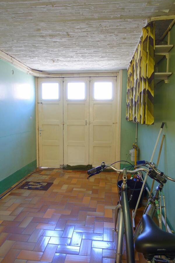 Ruime rijwoning met garage 