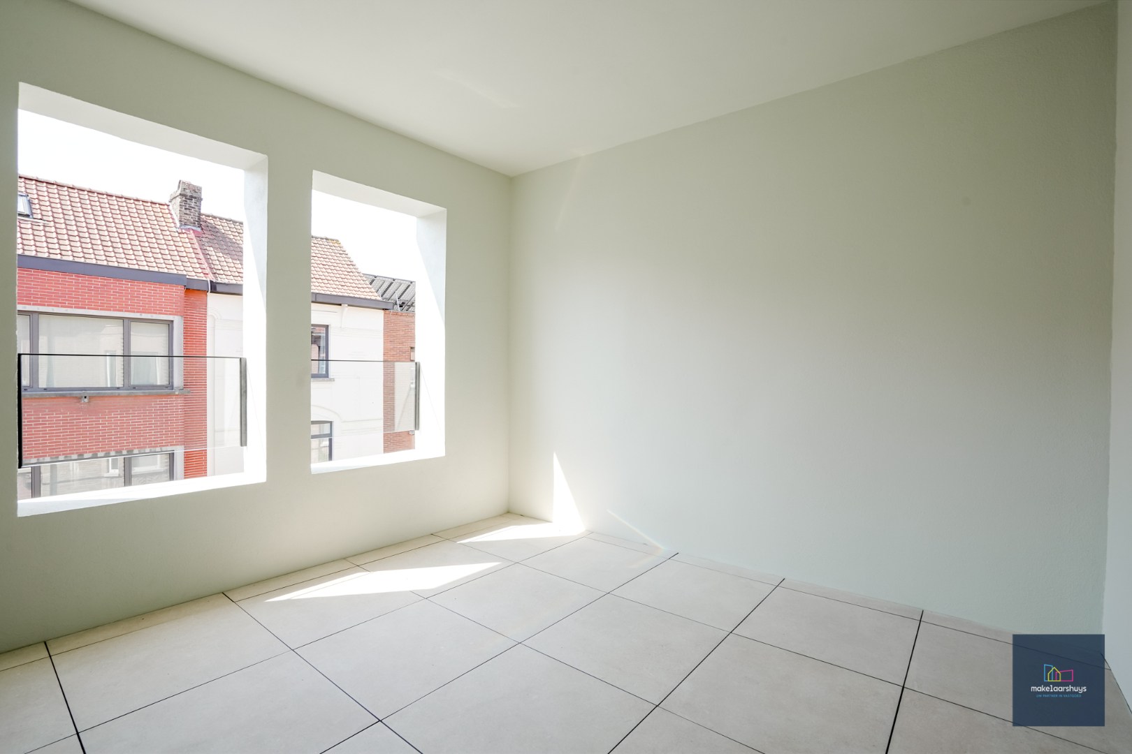 Stijlvol gerenoveerd duplex 3 slaapkamerappartement  met terras 