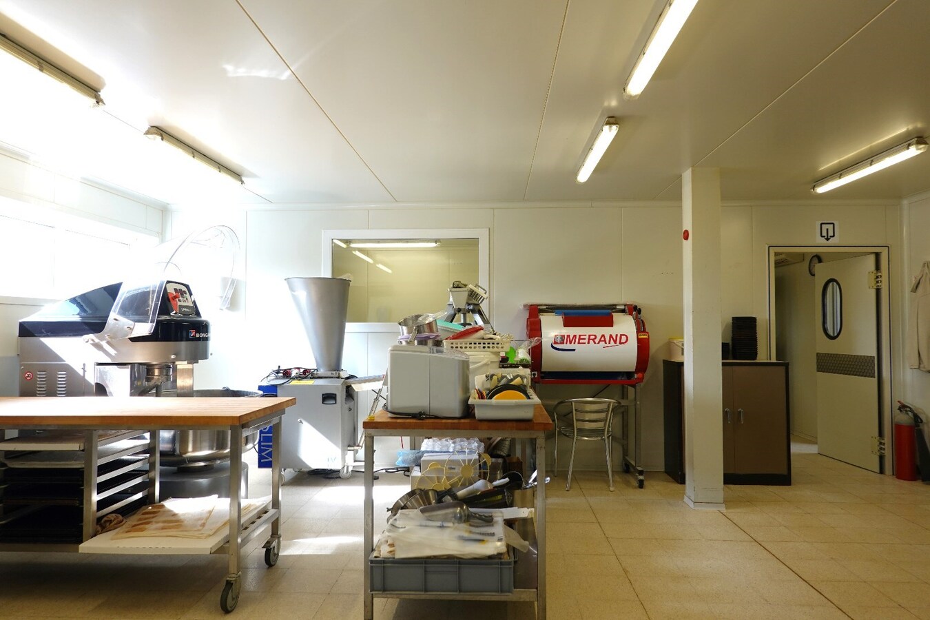 Woning met polyvalente ruimte op uitstekende ligging in Roksem 