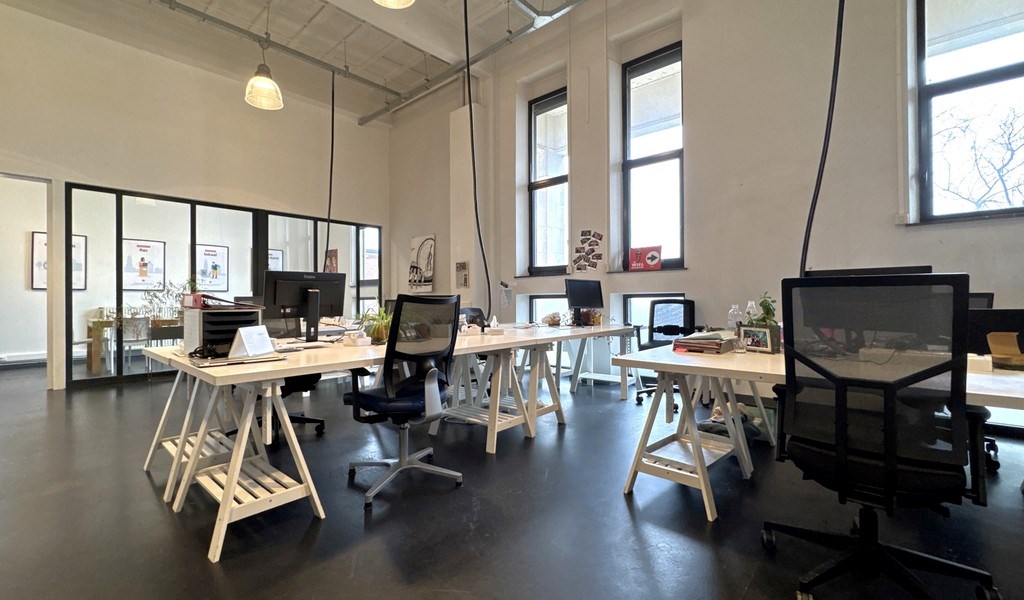 Budgetvriendelijke kantoren te huur aan luchthaven in Deurne