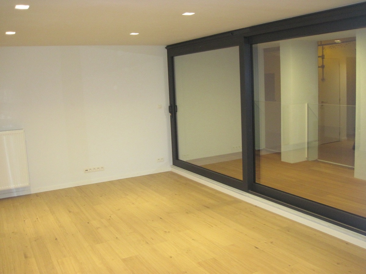 LOFT-APPARTEMENT !  SPLINTERNIEUW &amp; ENERGIEZUINIG !! 