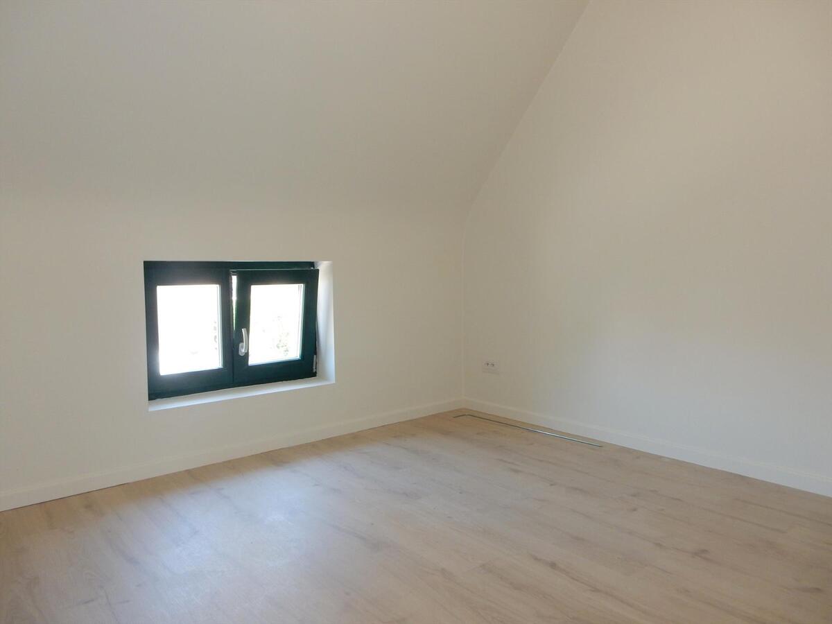 Gerenoveerde woning te Houtave 