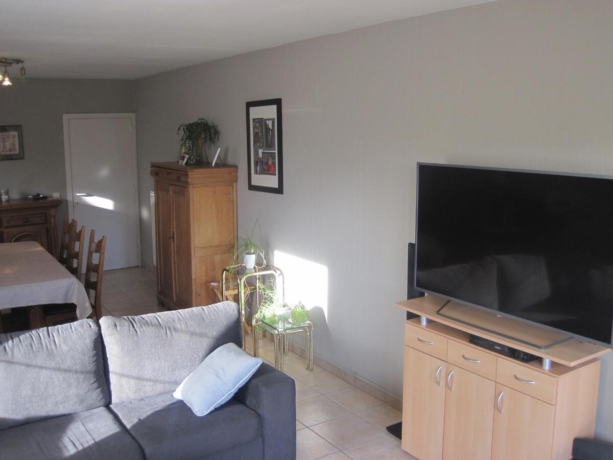 Tijdloze Half Open Bebouwing - rustig &amp; centraal gelegen ! 