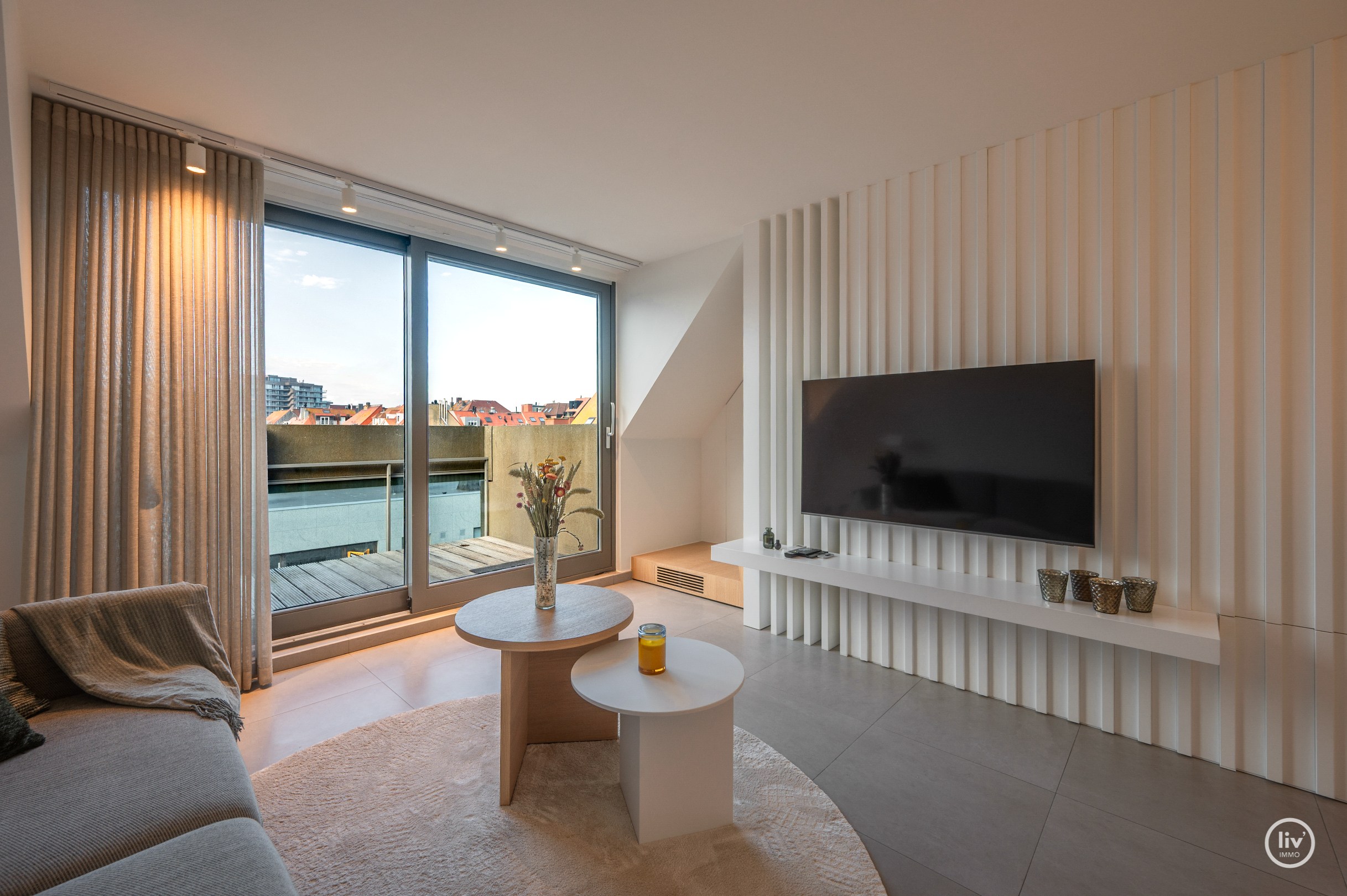 Stijlvolle en instapklare duplex met 2 ruime slaapkamers nabij het Rubensplein 