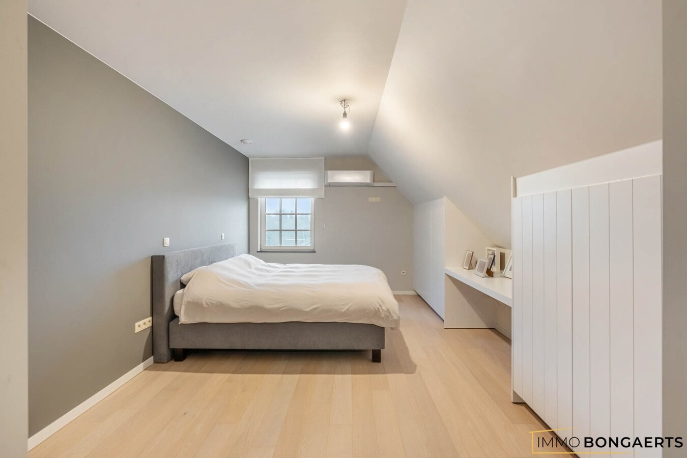 Prachtig afgewerkte woning met praktijkruimte 