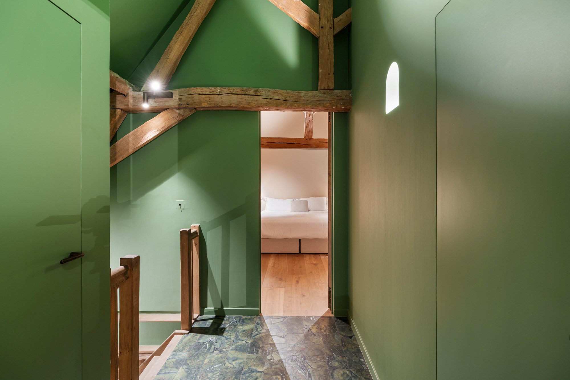 Authentiek gerenoveerde hoeve te Varsenare — een uitzonderlijk landelijke eigendom nabij Brugge 