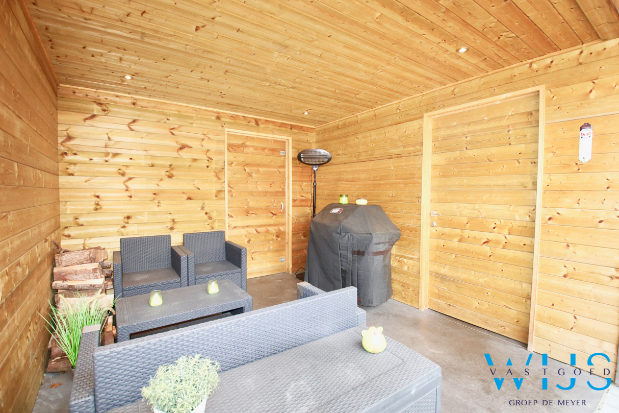 Super gezellige instapklare woning in Hartje Assenede ! 