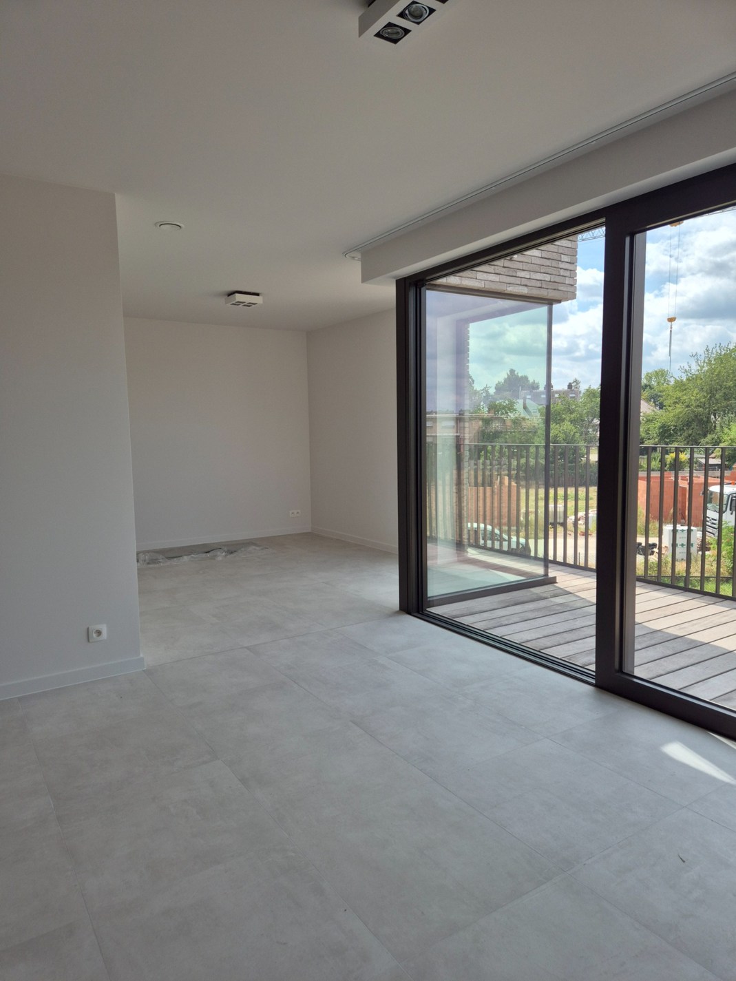 Nieuwbouwappartement met 2 slaapkamers en terras 