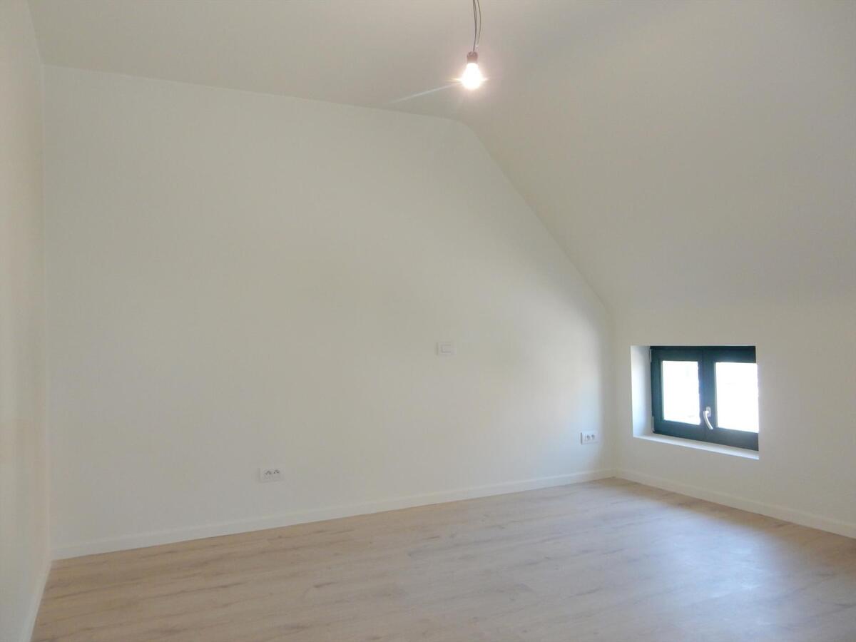 Gerenoveerde woning te Houtave 