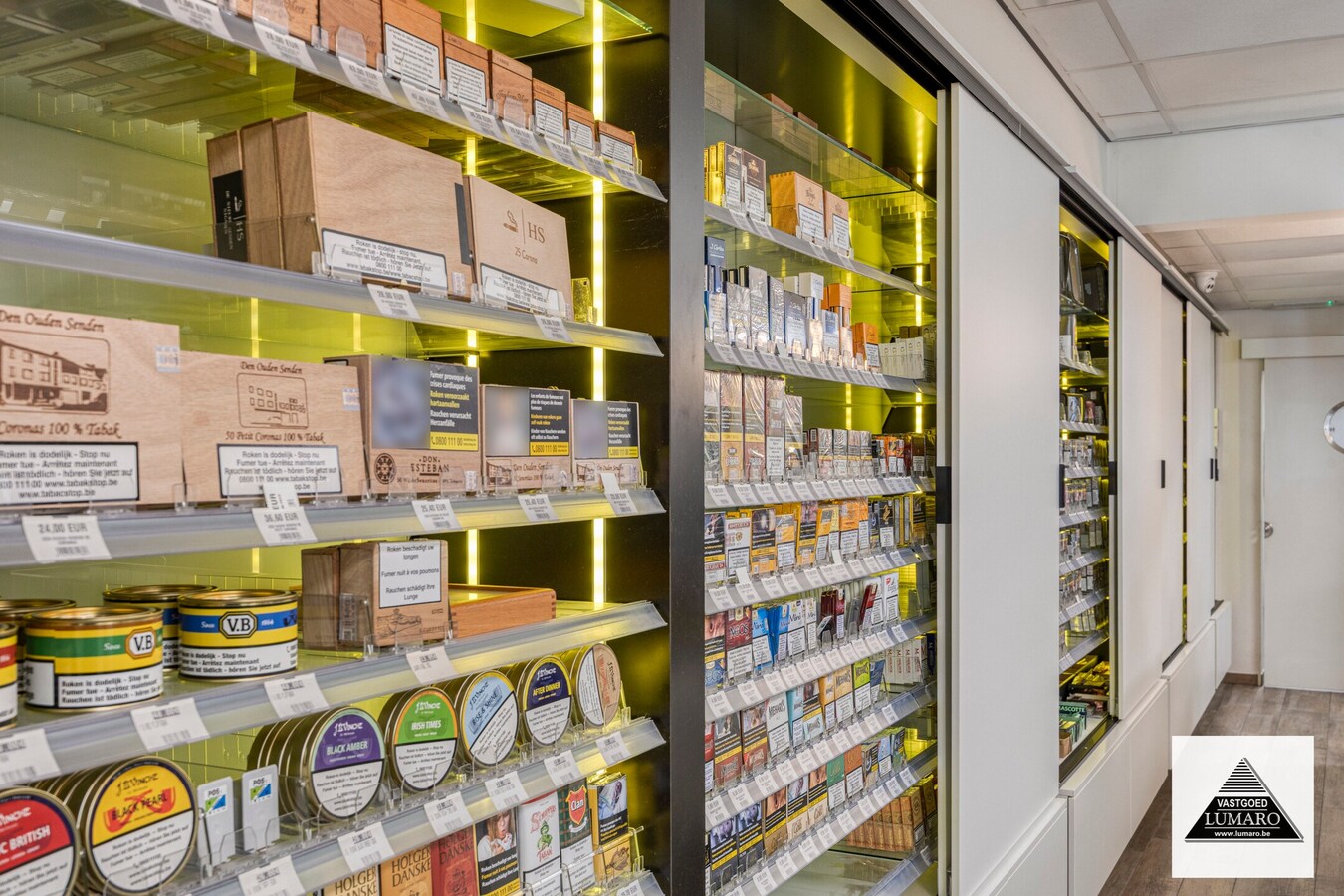 Handelspand in commercieel centrum – overname kranten- en tabakszaak - sigaren 