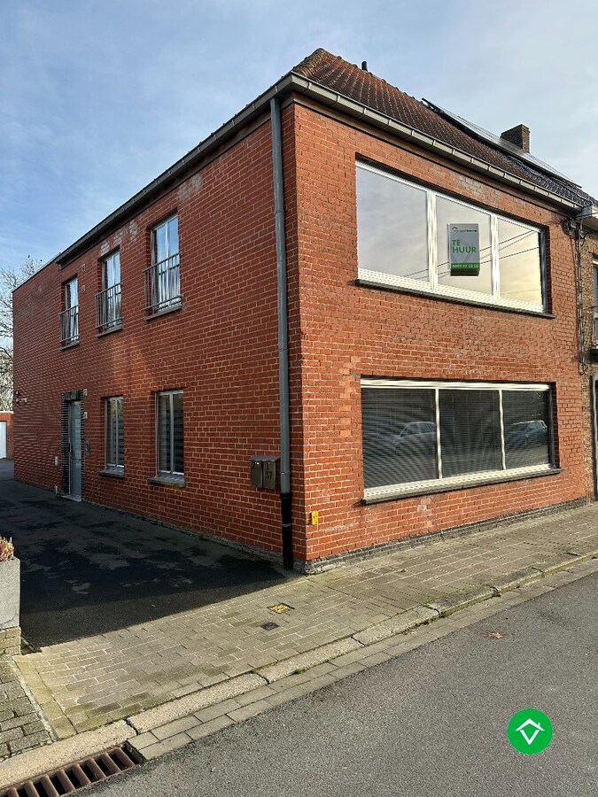 Appartement op eerste verdieping met 2 slaapkamers en terras te Koekelare 