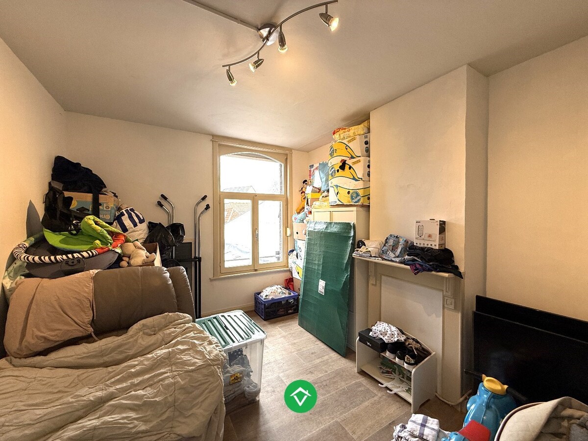 Gezellige rijwoning met 2 slaapkamers en tuin te centrum Roeselare 