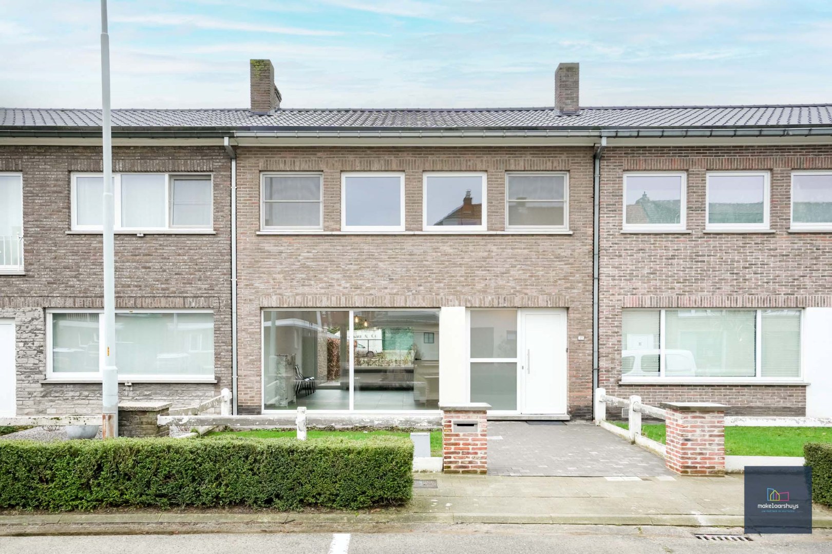 Instapklare eigendom met 3-slp.kamers garage en tuin 