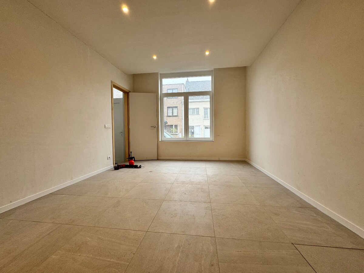 Instapklare woning met 3 slaapkamers en garage te Bissegem 