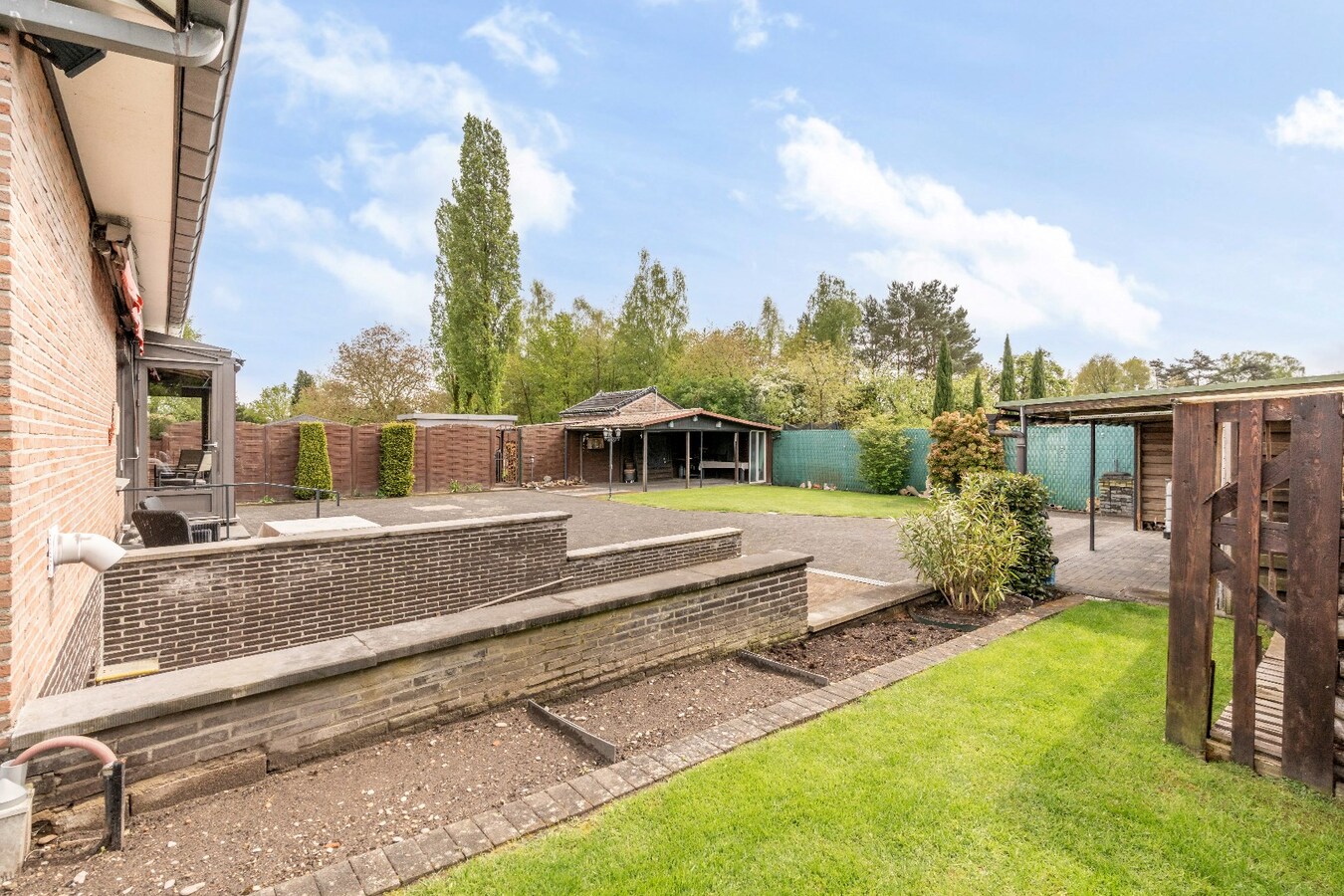 Ruime gelijkvloerse woning met 3 slaapkamers. 