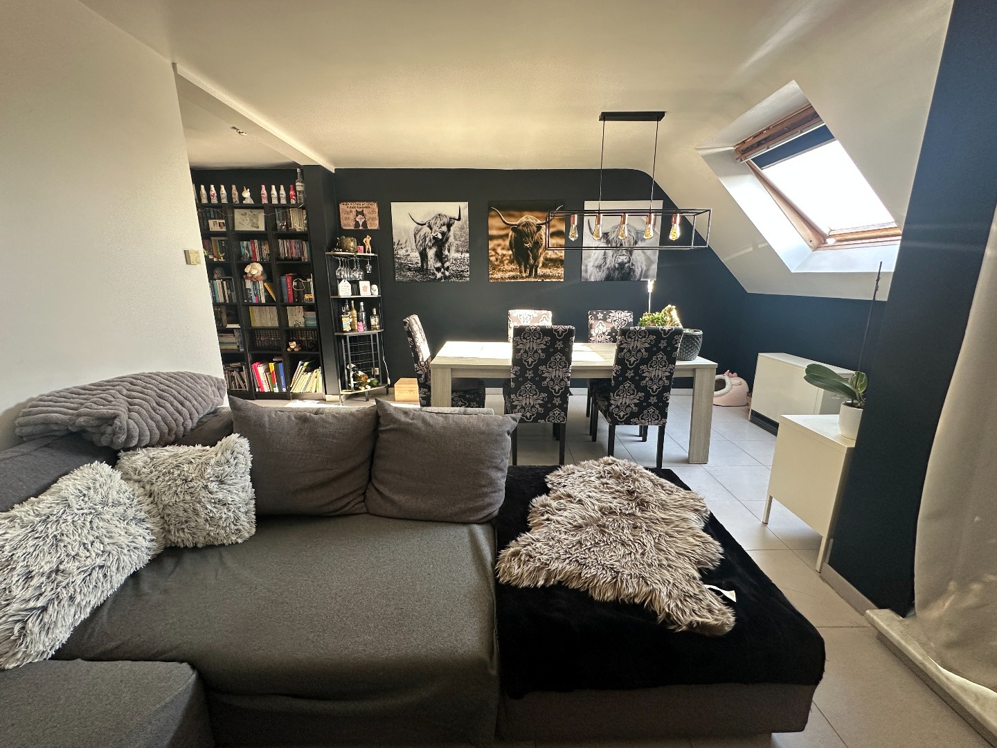 Instapklaar appartement met 1 slp en zonnig terras, centrum Torhout 