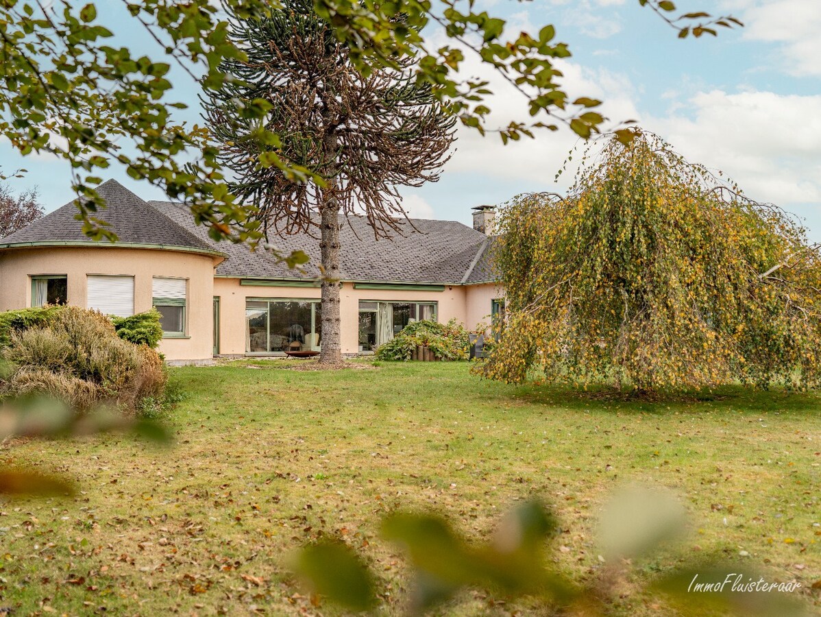 Goed gelegen ruime villa met weiland 